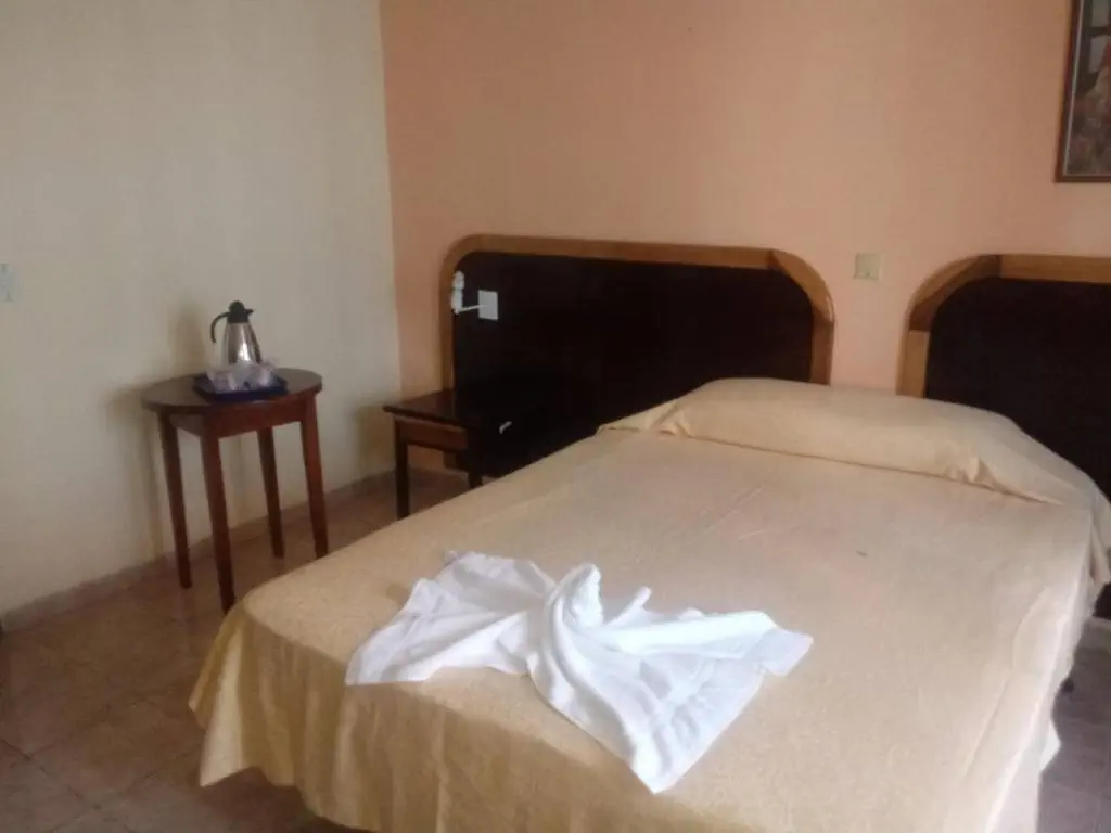 HOTEL TULIPAN