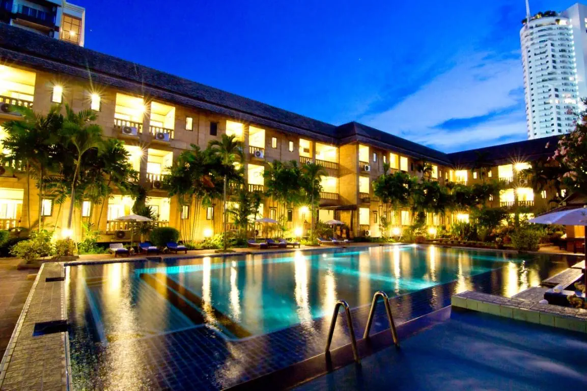 PLUMERIA RESORT