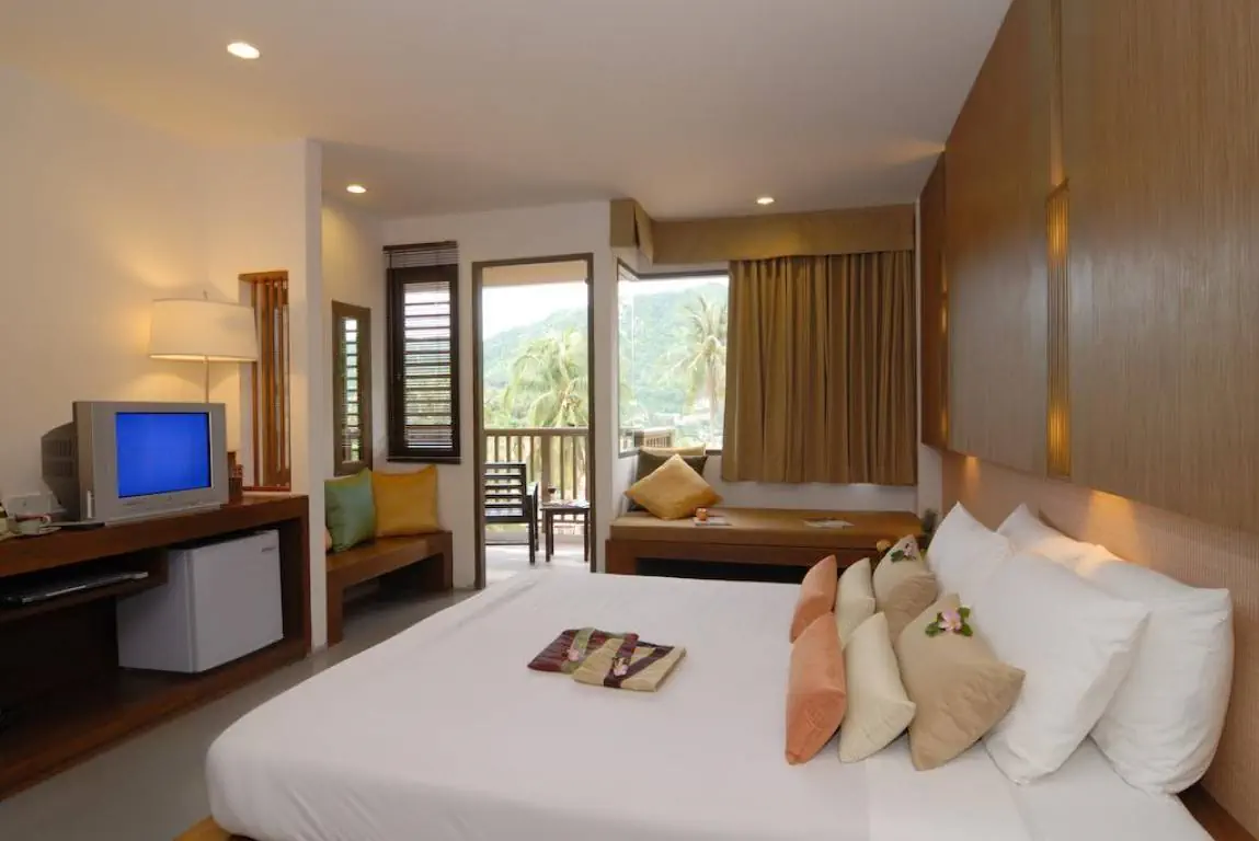 PEACH BLOSSOM RESORT