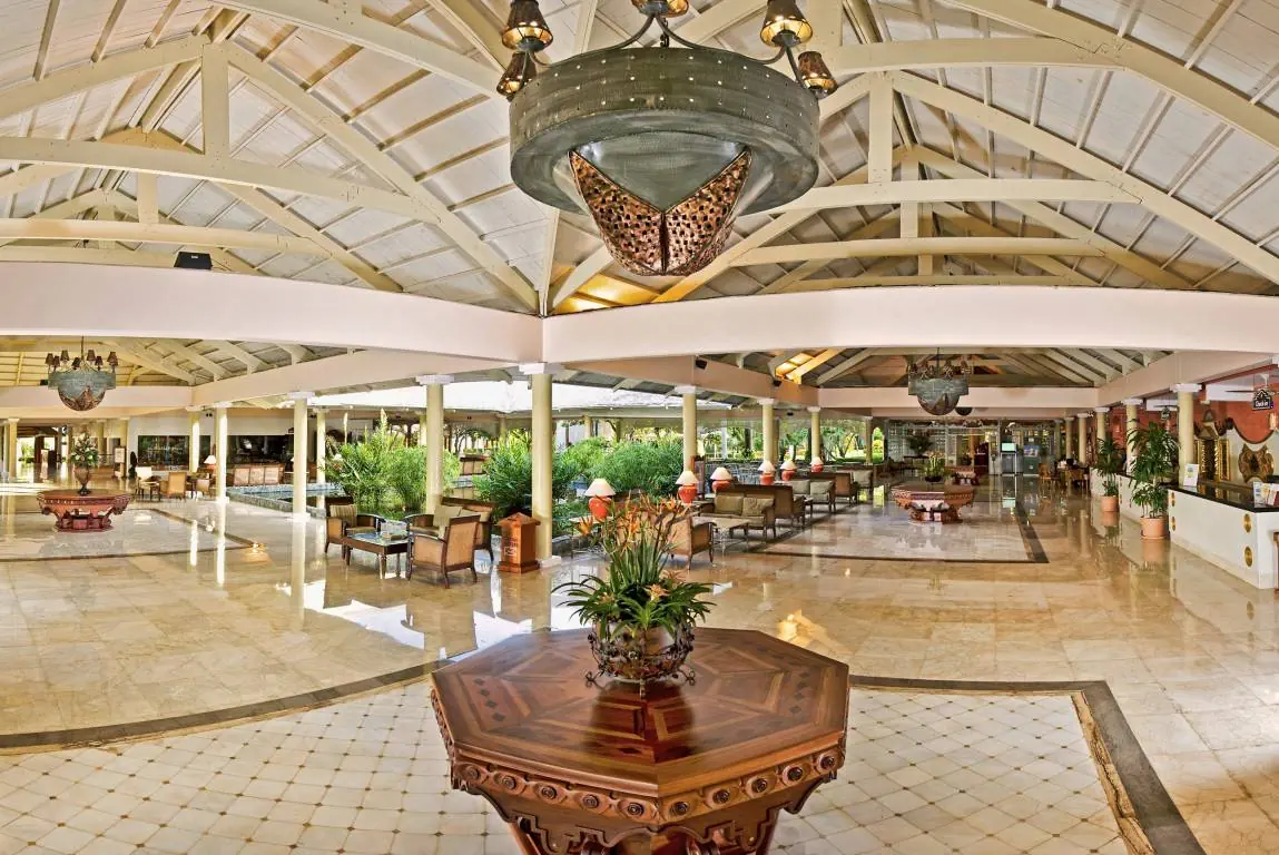 Отель: WAVES PUNTA CANA