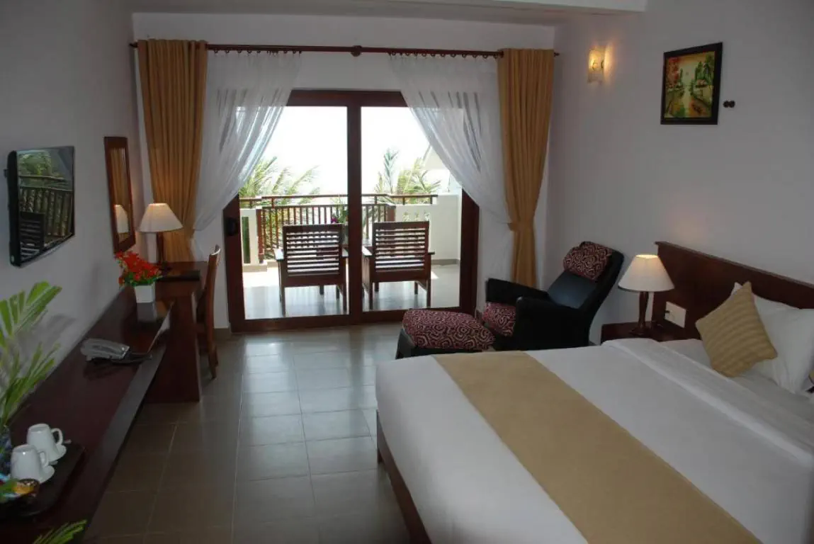 Отель: BEACH RESORT