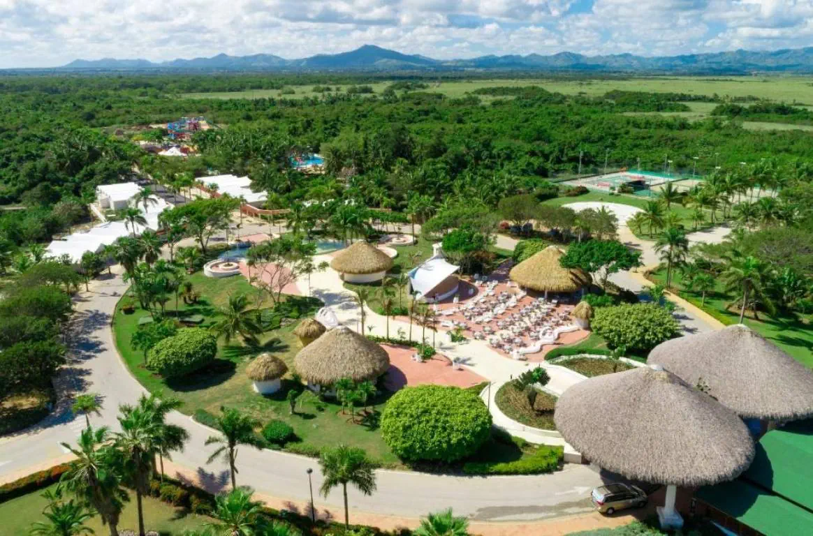 Отель: SIRENIS PUNTA CANA RESORT & AQUAGAMES