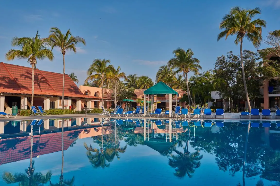 ROC BARLOVENTO ADULTS ONLY