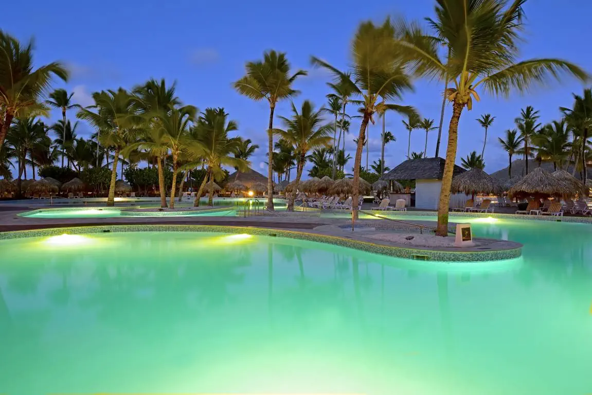 Отель: WAVES PUNTA CANA