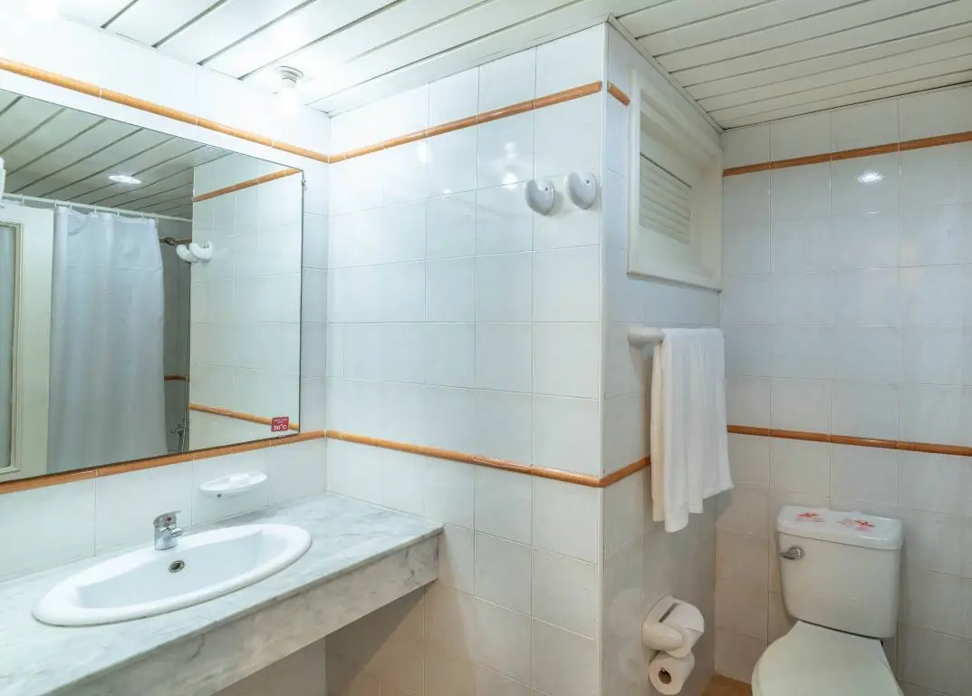ROC BARLOVENTO ADULTS ONLY