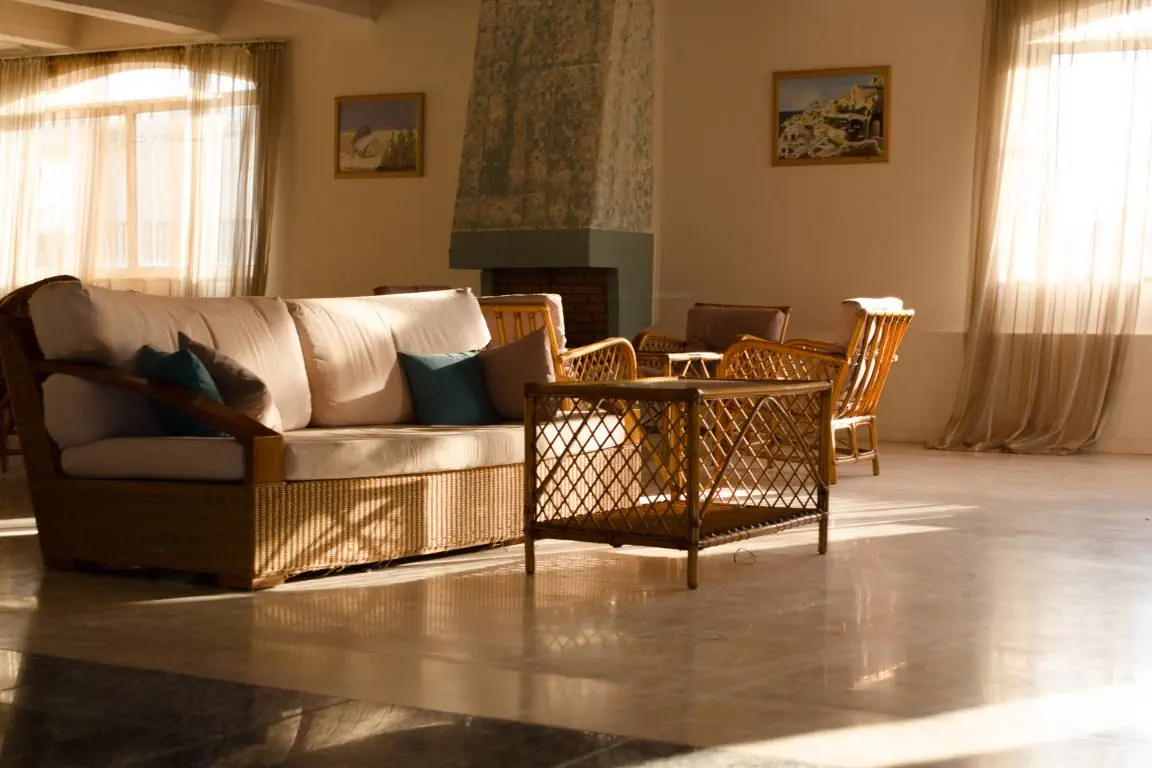 KAVROS BEACH HOTEL