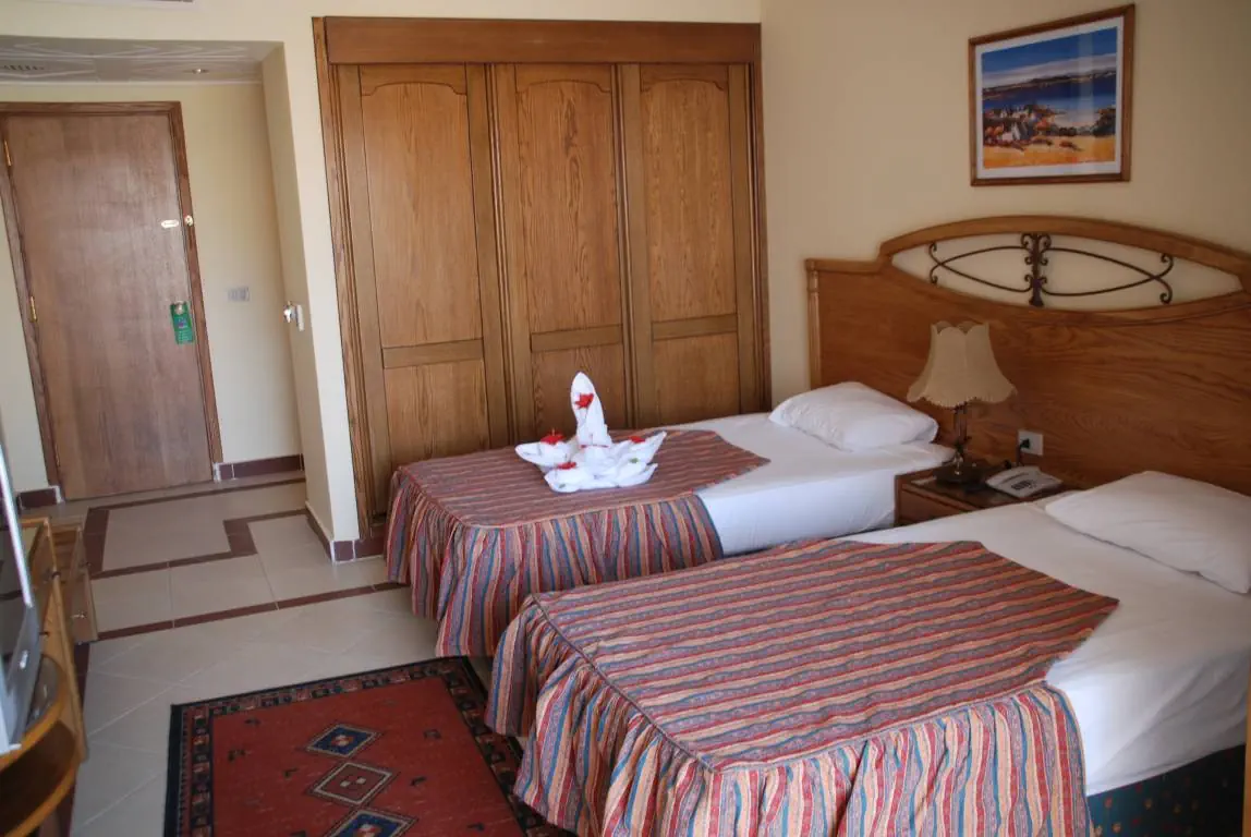 CORAL HILLS RESORT
