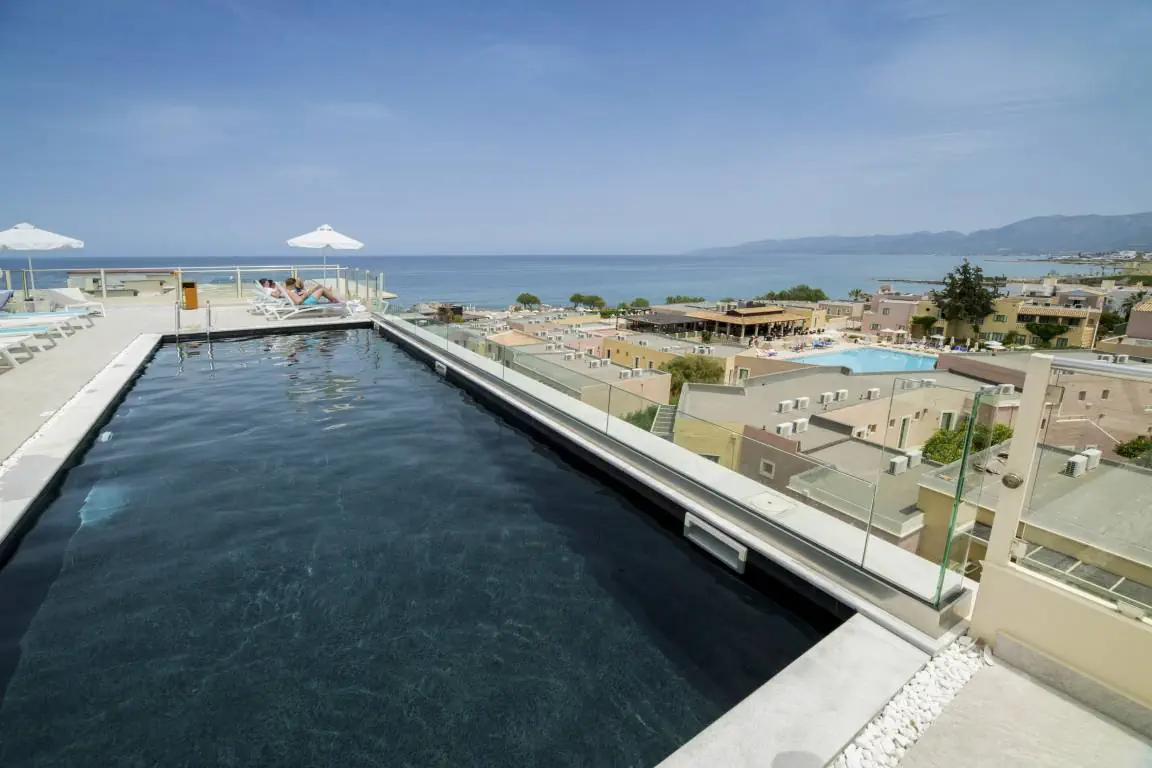 GOLDEN BEACH HERSONISSOS