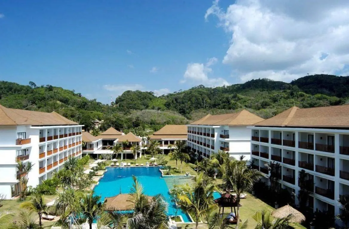 Отель: BEACH RESORT