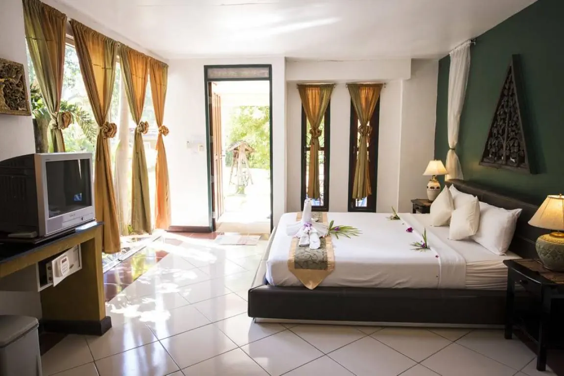 KOH CHANG CLIFF BEACH RESORT