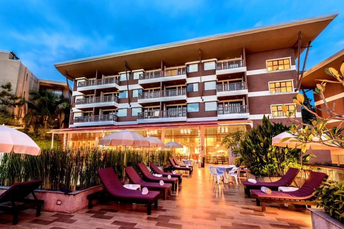 PEACH BLOSSOM RESORT