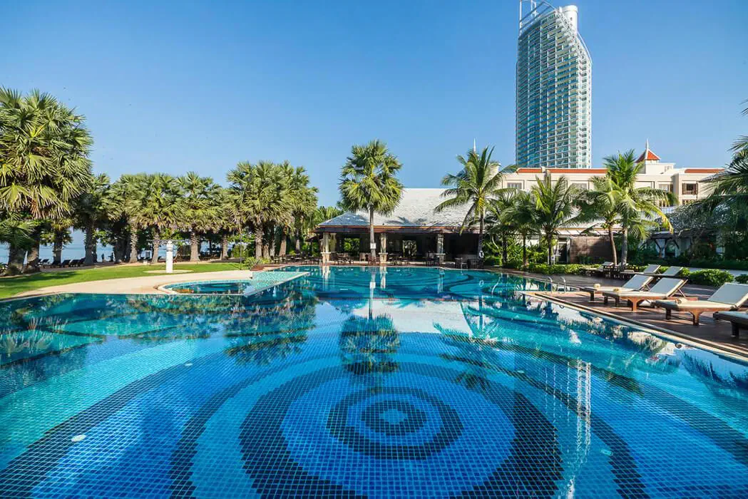 RAVINDRA BEACH RESORT & SPA