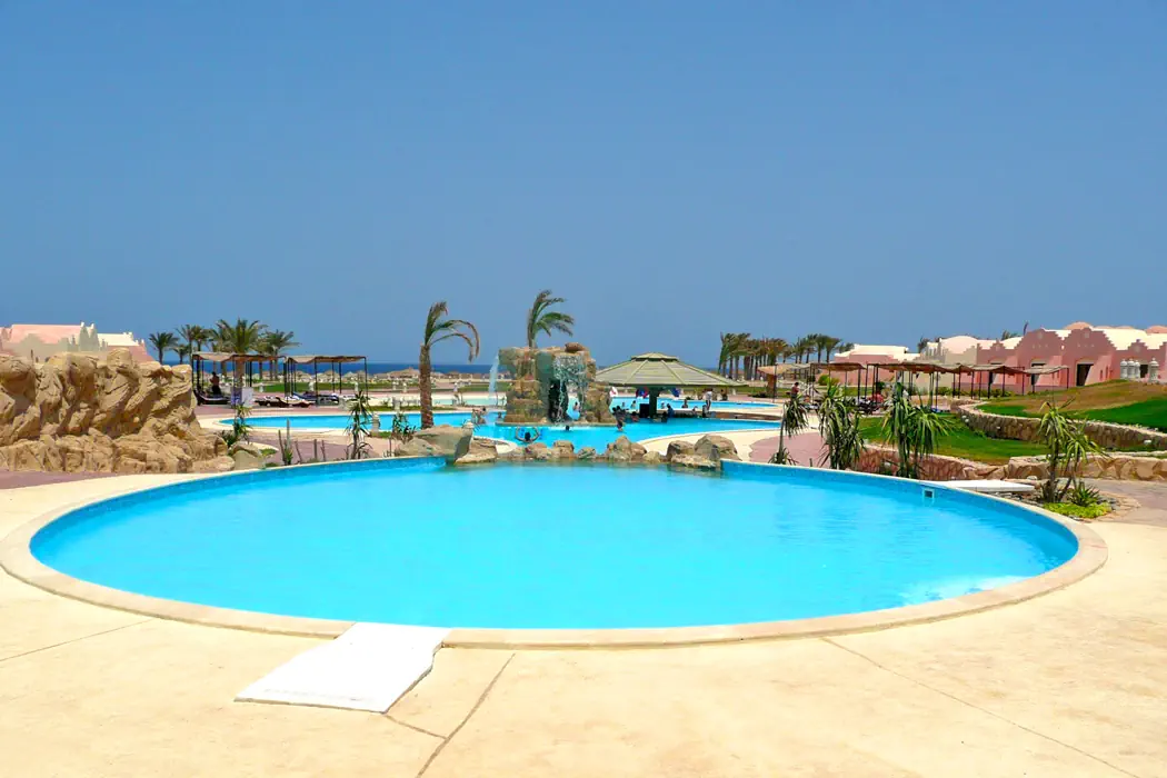 Отель: BEACH RESORT MARSA ALAM