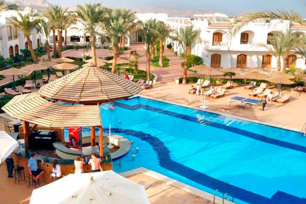 CORAL HILLS RESORT