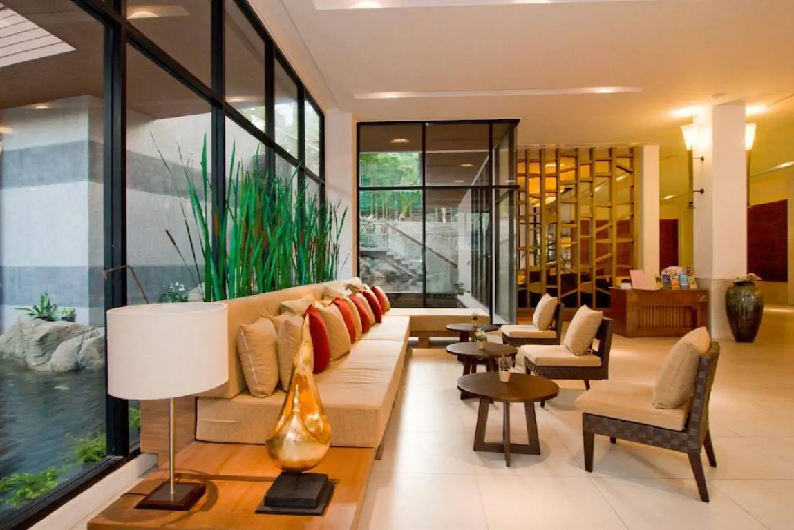PEACH BLOSSOM RESORT