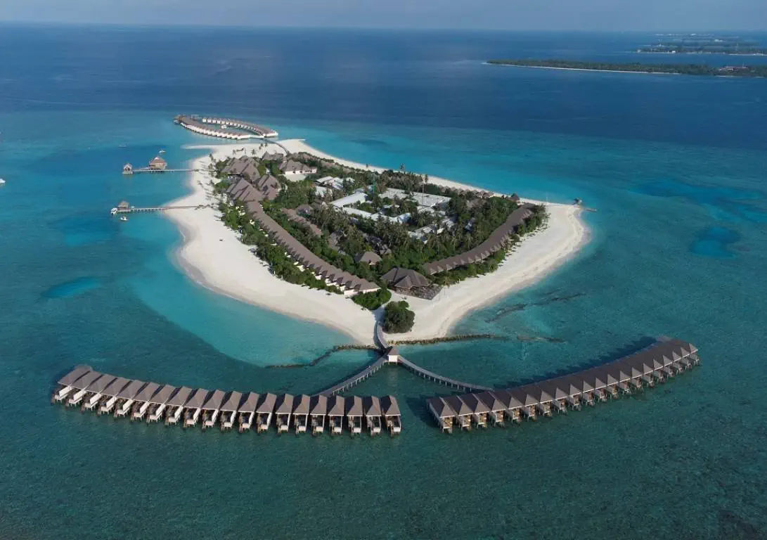 BRENNIA KOTTEFARU MALDIVES