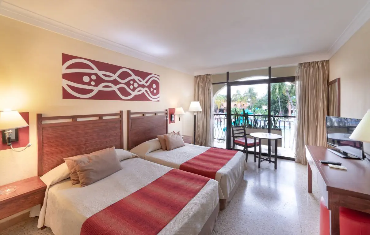 ROC BARLOVENTO ADULTS ONLY