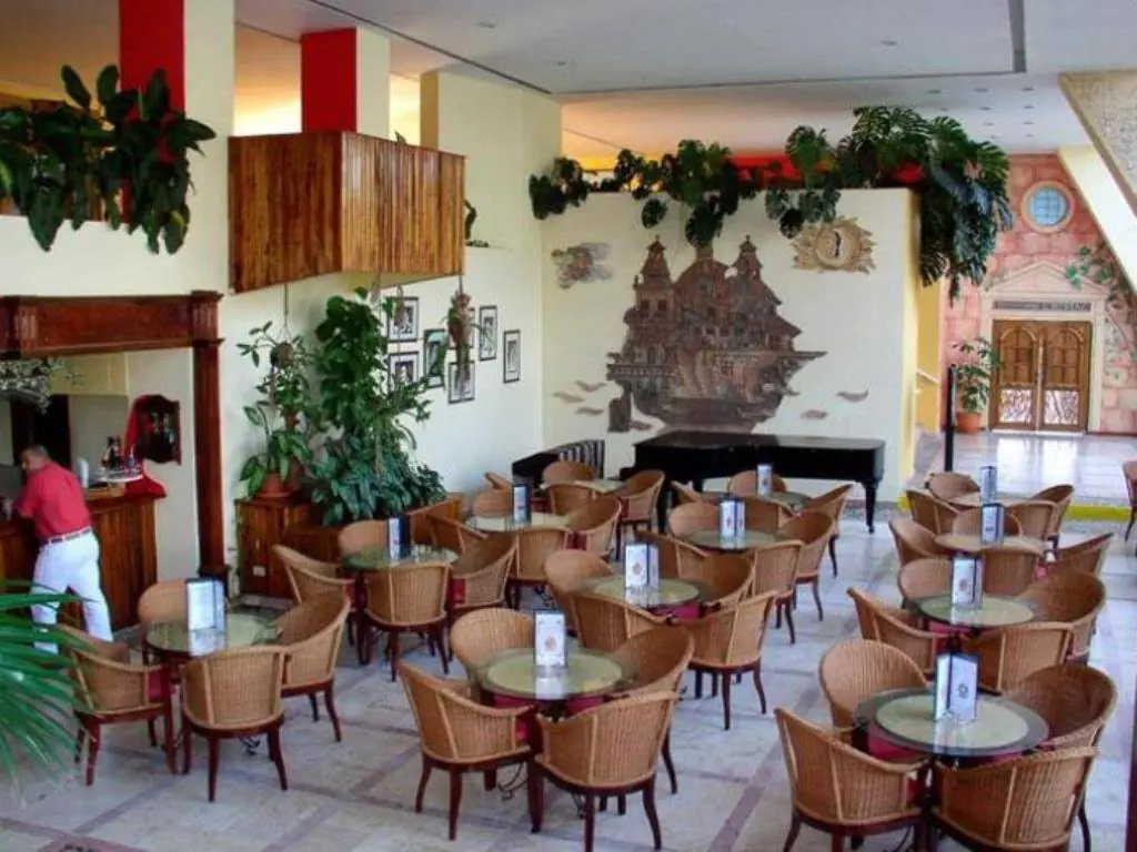 HOTEL TUXPAN (EX. BE LIVE EXPERIENCE TUXPAN)