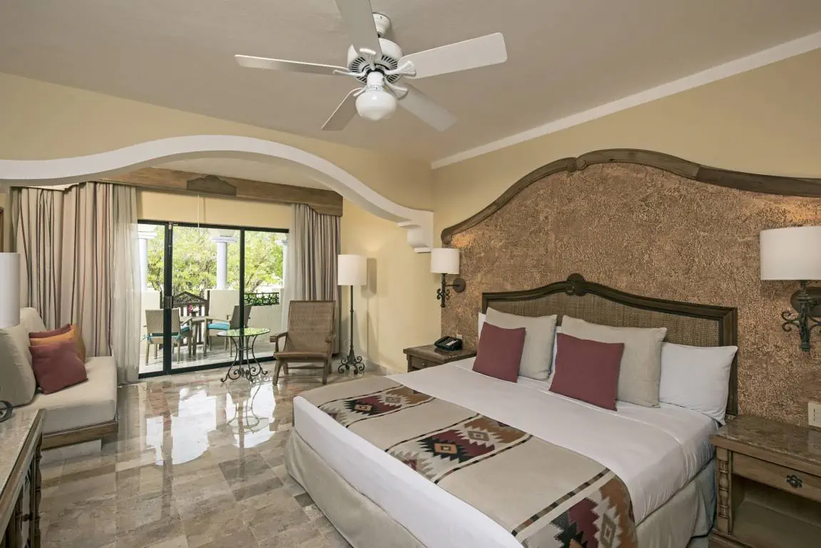 IBEROSTAR WAVES PARAISO BEACH