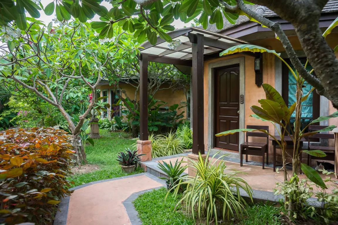 PLUMERIA RESORT