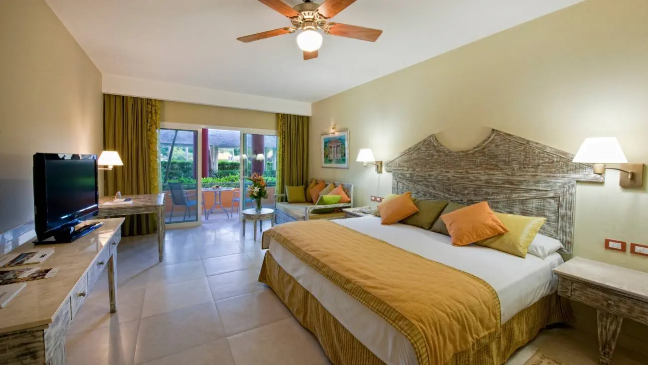 IBEROSTAR WAVES DOMINICANA