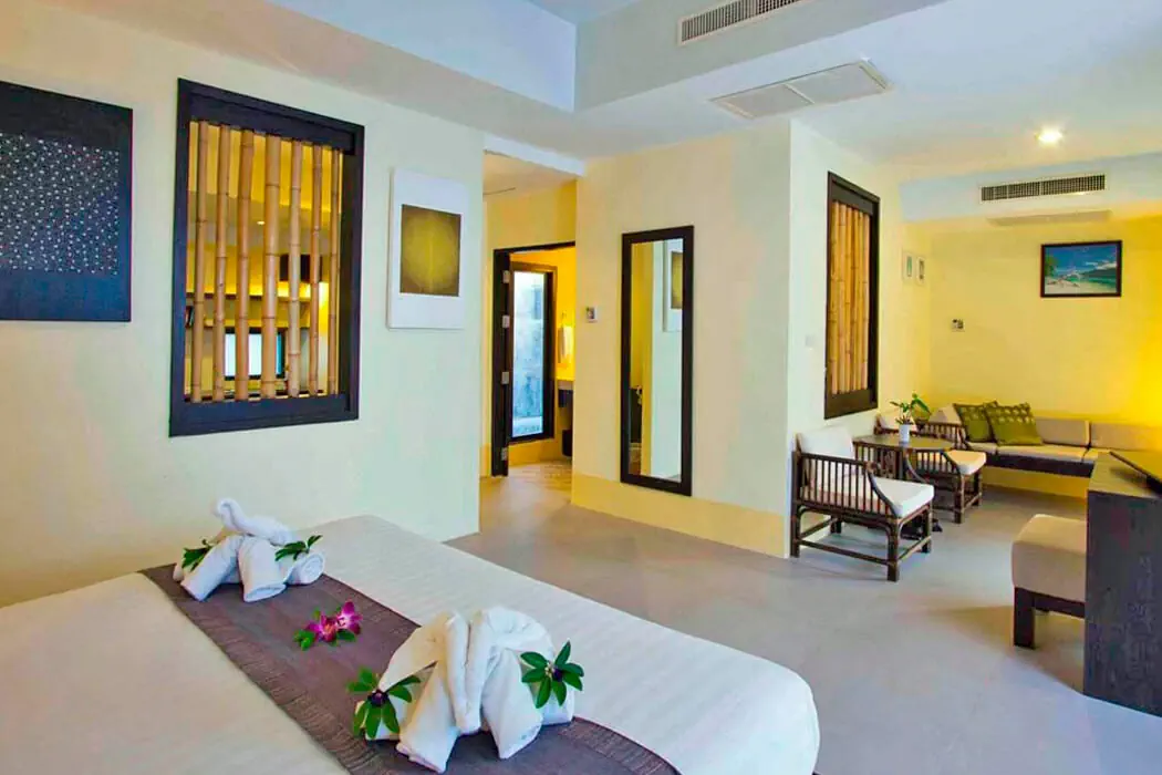Отель: GALLERIA RESORT