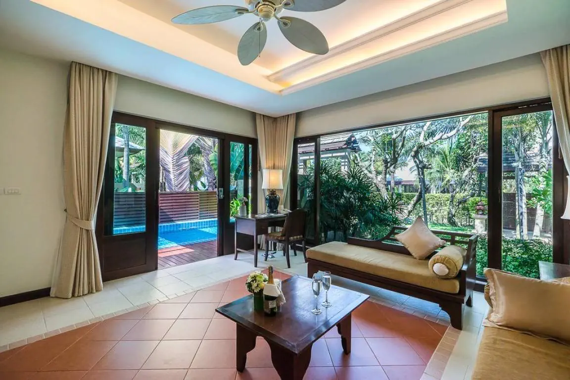 RAVINDRA BEACH RESORT & SPA