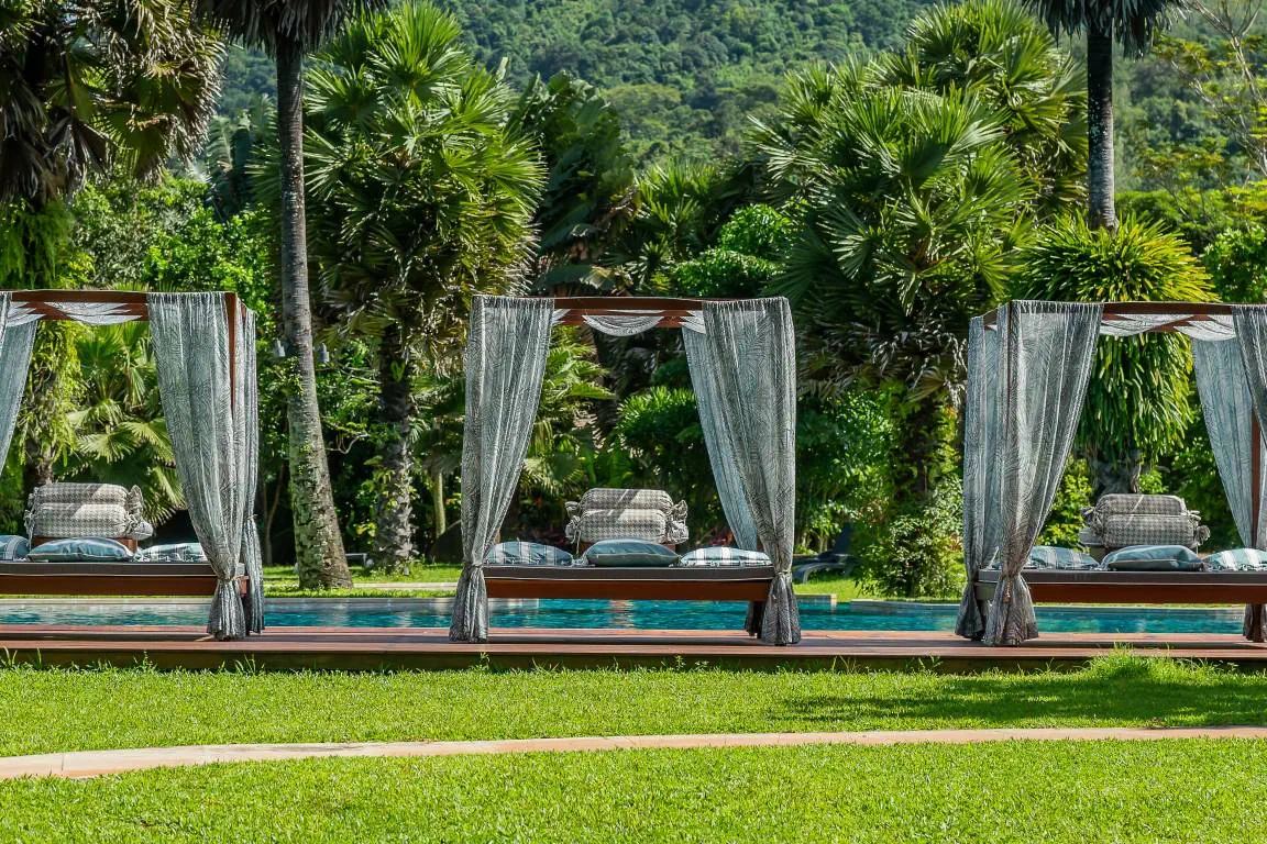 Отель: BEACH RESORT