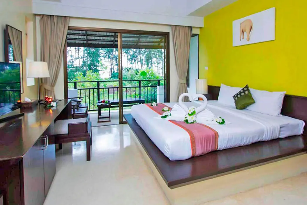 Отель: GALLERIA RESORT