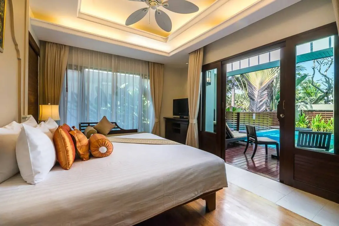 RAVINDRA BEACH RESORT & SPA