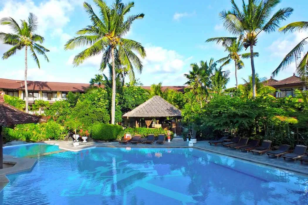 PALM BEACH HOTEL & RESORT