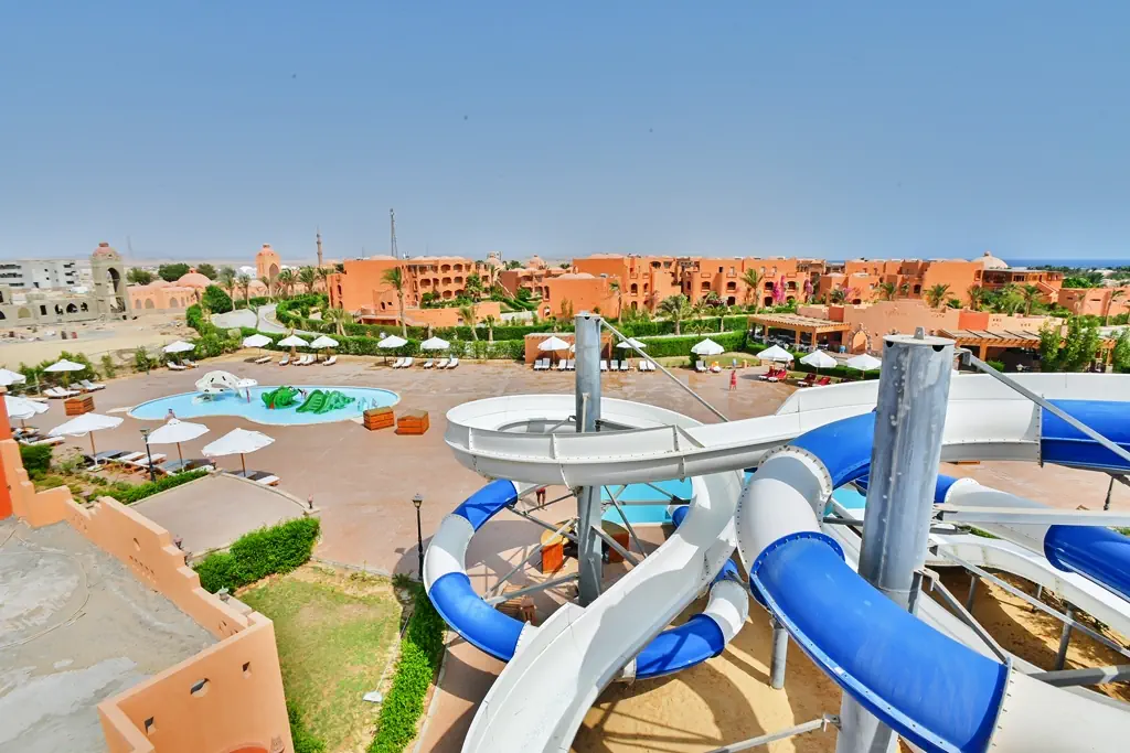 DREAM LAGOON & AQUA PARK RESORT