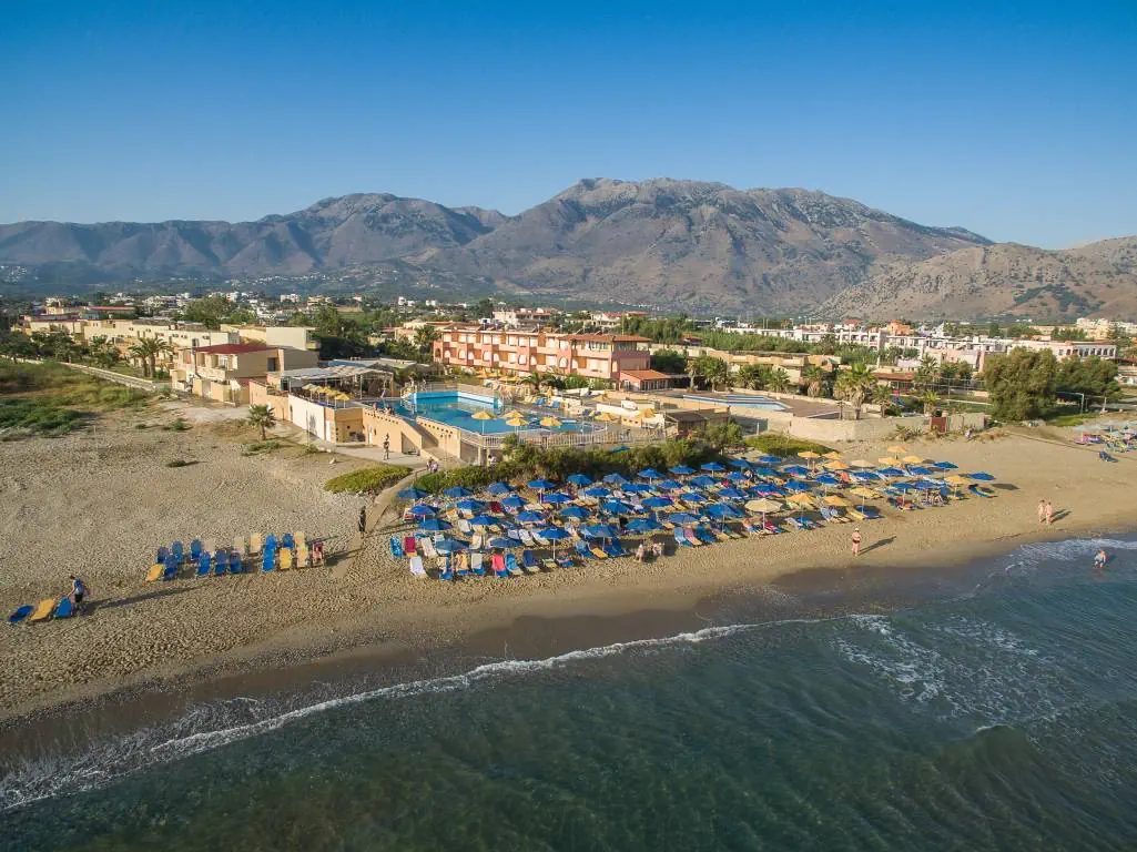KAVROS BEACH HOTEL