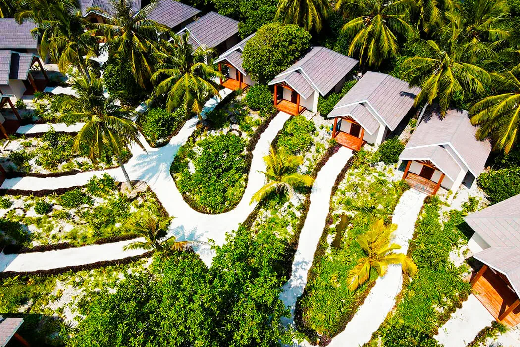 BRENNIA KOTTEFARU MALDIVES