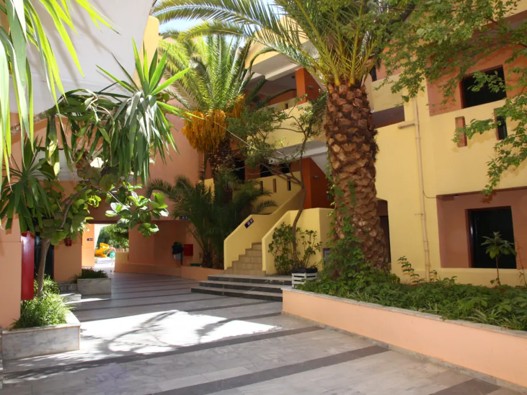 FERENIKI HOTEL