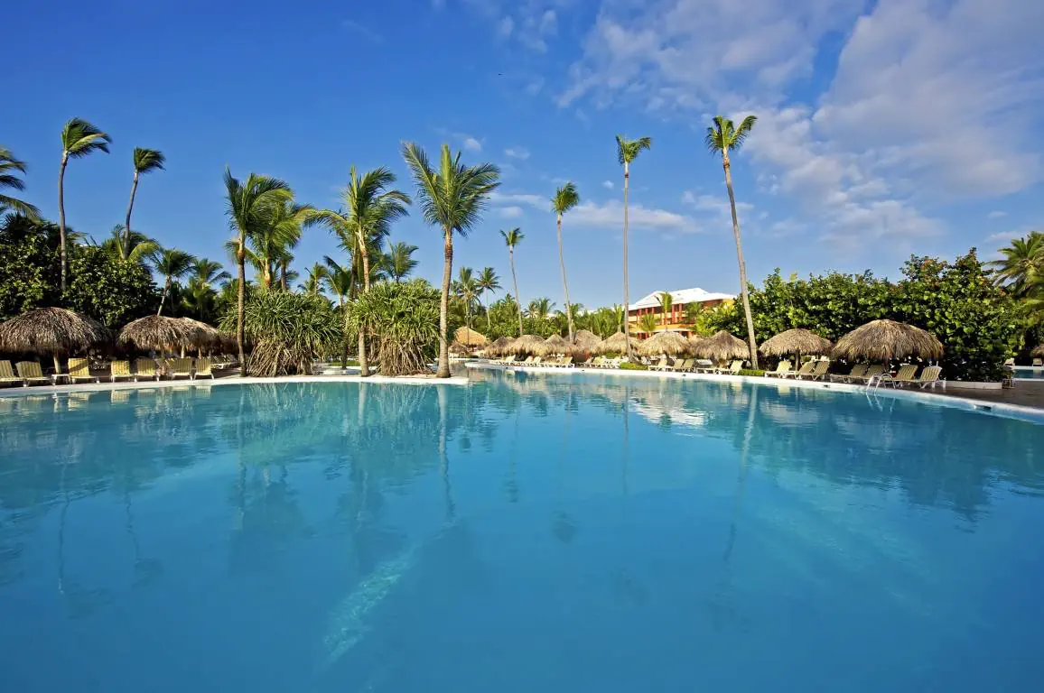 Отель: WAVES PUNTA CANA