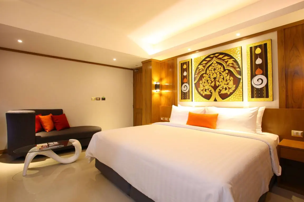 CHABANA KAMALA HOTEL