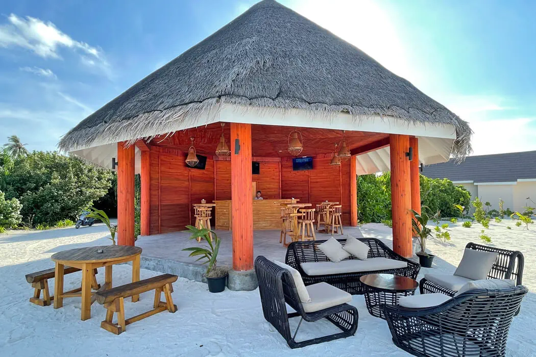 BRENNIA KOTTEFARU MALDIVES
