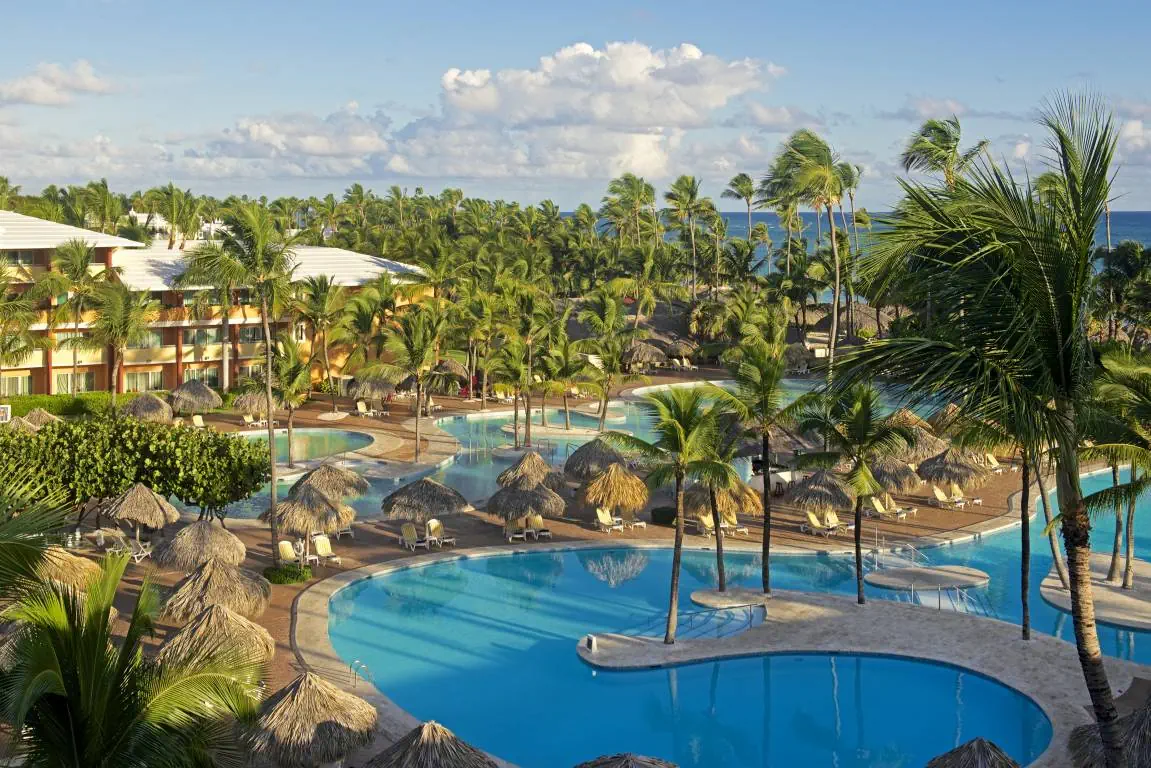 Отель: WAVES PUNTA CANA