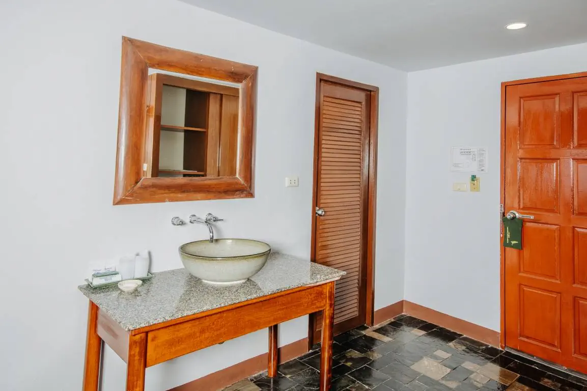 KARONA RESORT & SPA