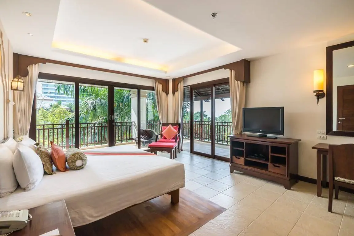 RAVINDRA BEACH RESORT & SPA