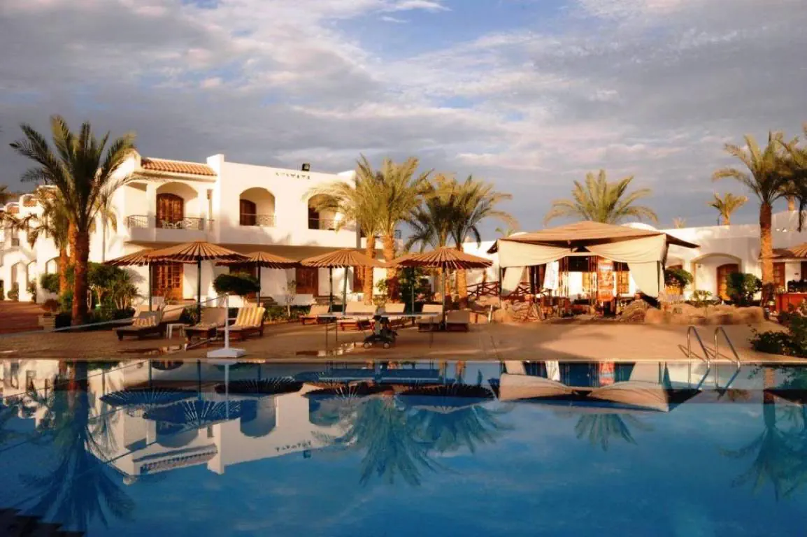 CORAL HILLS RESORT