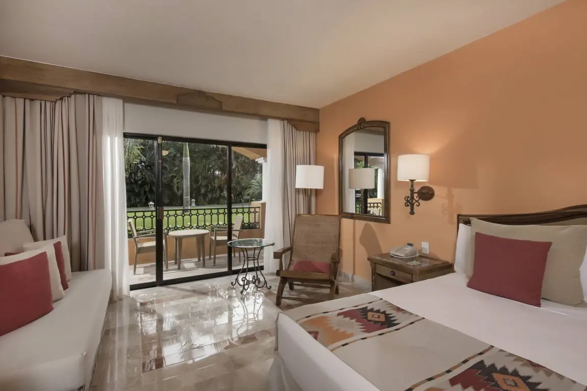 IBEROSTAR WAVES PARAISO BEACH