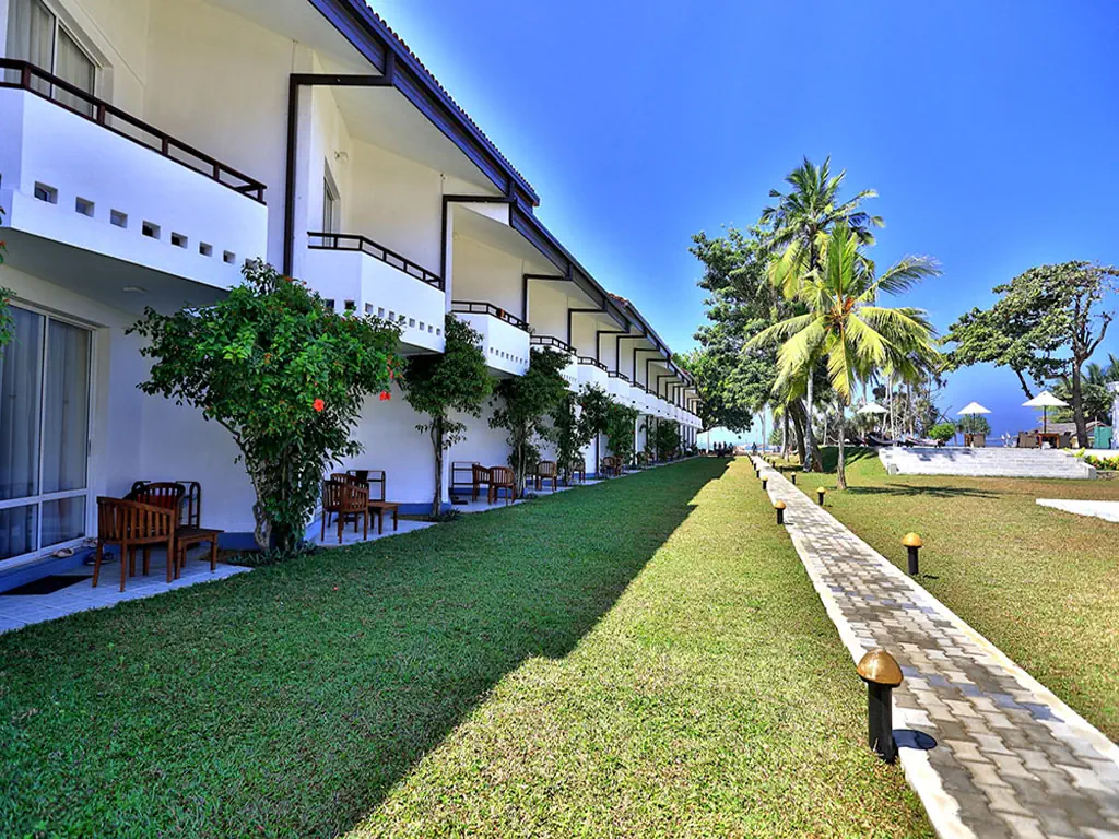 HIBISCUS BEACH HOTEL