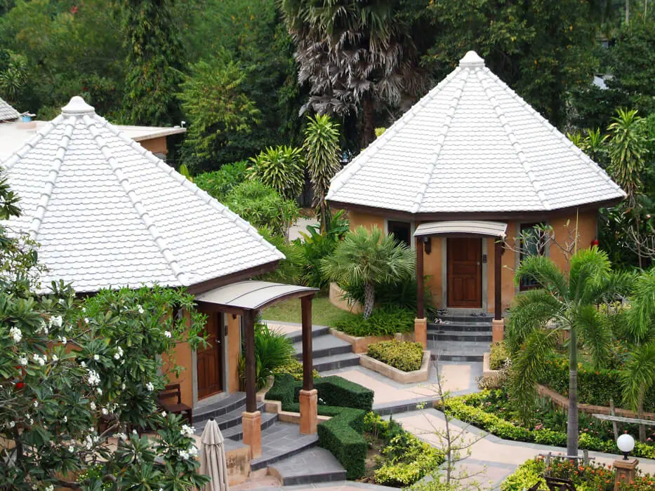 PLUMERIA RESORT