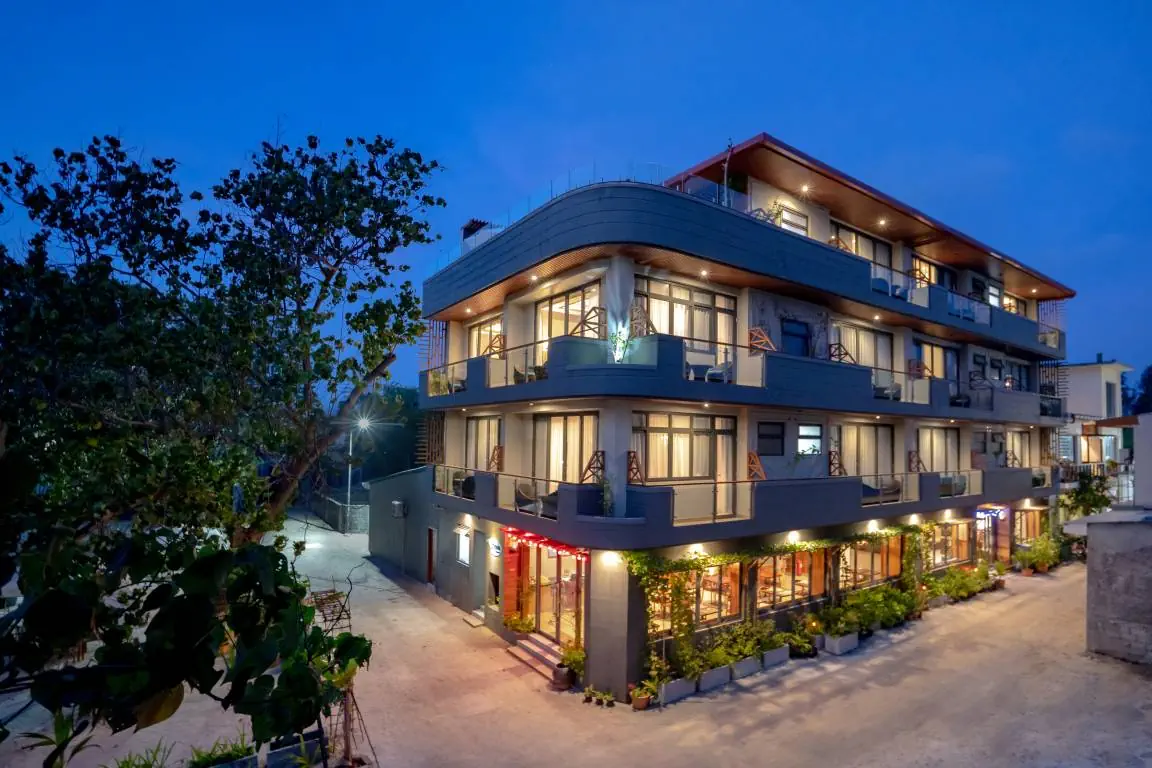 AYALA OCEAN VIEW