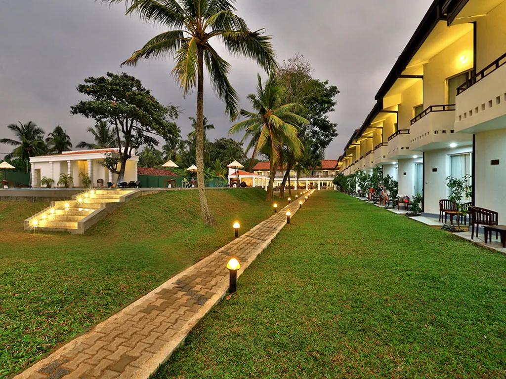 HIBISCUS BEACH HOTEL