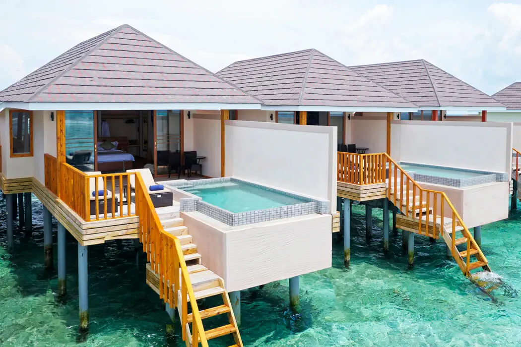 BRENNIA KOTTEFARU MALDIVES