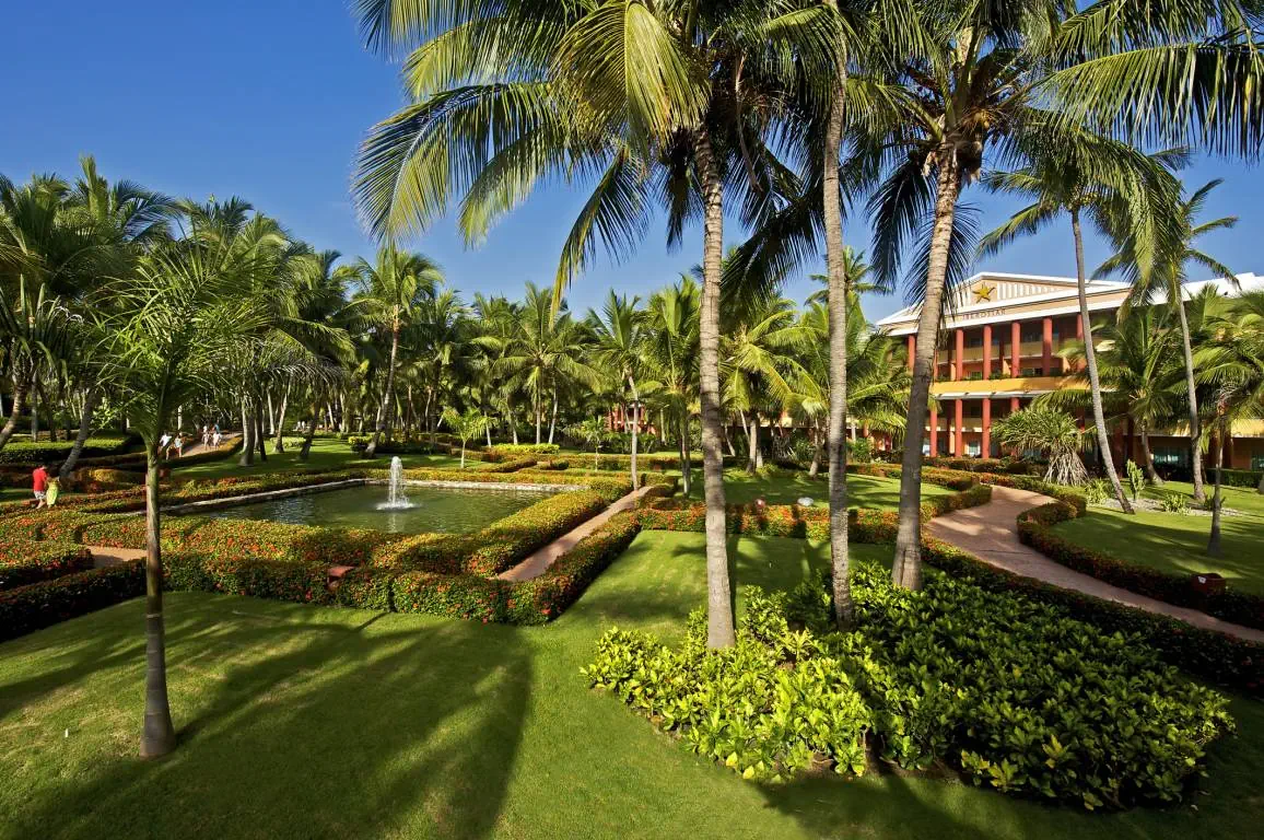 Отель: WAVES PUNTA CANA