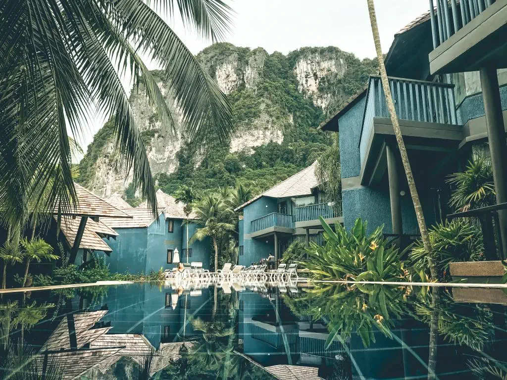 PEACE LAGUNA RESORT & SPA